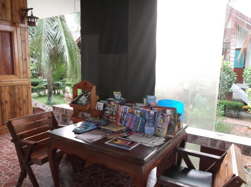 Hotel Palm Point Village *